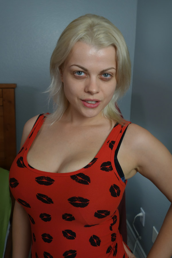 Sexpov Models Nadia White